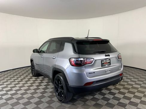 Used 2022 Jeep Compass Latitude AWD/4WD image 7