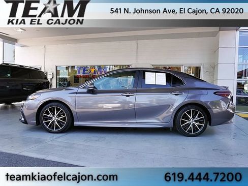 Used 2023 Toyota Camry SE w/ Protection Package (Q2) (TMS) FWD image 6