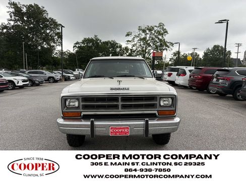 Used 1989 Dodge Ramcharger 4WD image 2