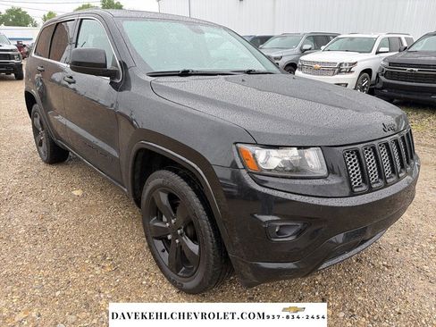 Used 2015 Jeep Grand Cherokee Altitude AWD/4WD image 7