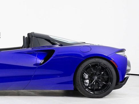 New 2025 McLaren Artura Spider RWD image 14
