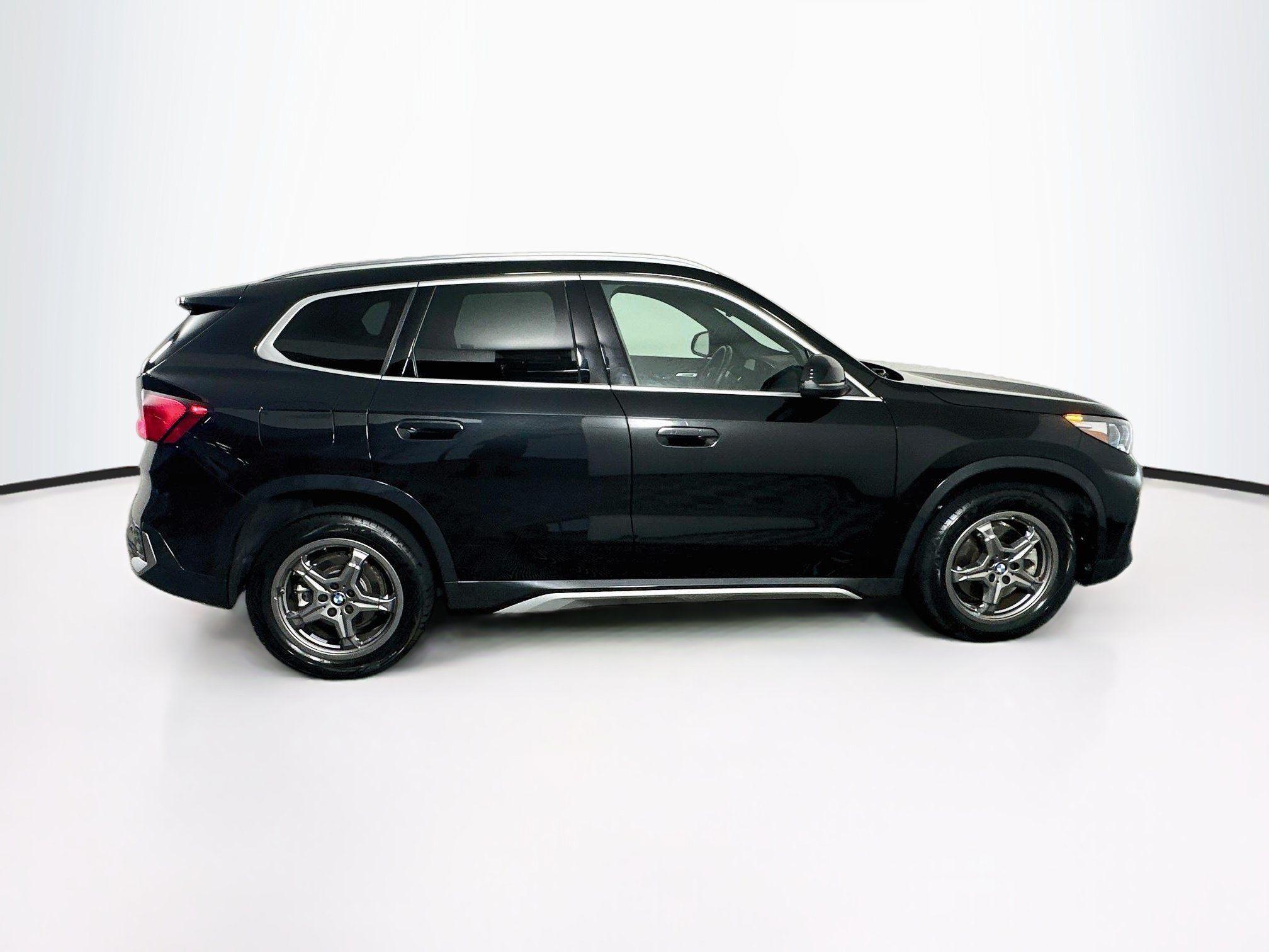Used 2026 BMW X1 xDrive28i AWD/4WD image 10