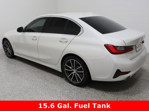 Used 2020 BMW 330i Sedan w/ Convenience Package image 9