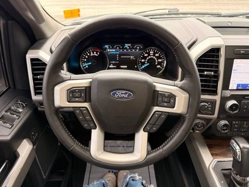 Used 2020 Ford F150 Lariat w/ Equipment Group 502A Luxury AWD/4WD image 27