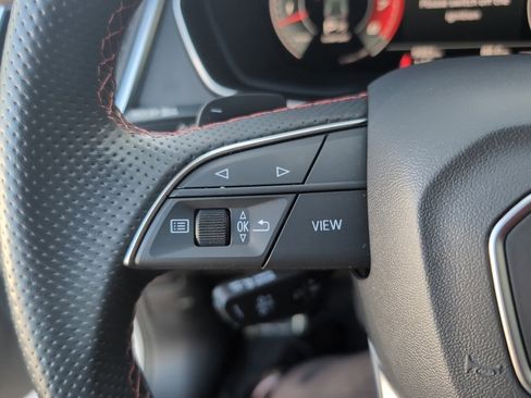 Used 2024 Audi SQ5 Premium Plus image 16