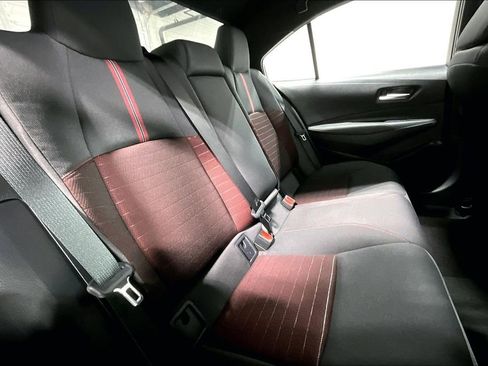 Used 2025 Toyota Corolla SE image 35