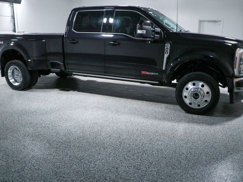 Used 2024 Ford F450 Lariat w/ Lariat Ultimate Package AWD/4WD image 6