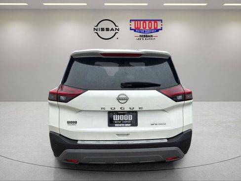 Used 2023 Nissan Rogue SV AWD/4WD image 3
