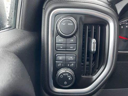 Used 2021 Chevrolet Silverado 1500 RST image 23