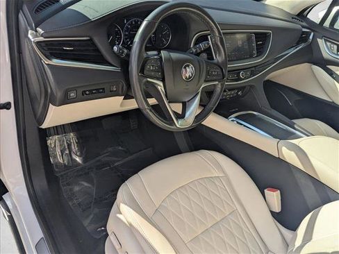 Used 2022 Buick Enclave Avenir w/ Avenir Technology Package image 10