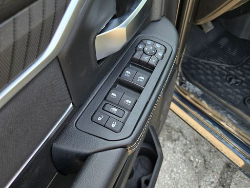 New 2026 RAM 2500 Big Horn AWD/4WD image 11
