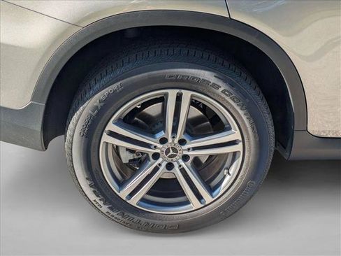 Used 2020 Mercedes-Benz GLC 300 4MATIC image 9