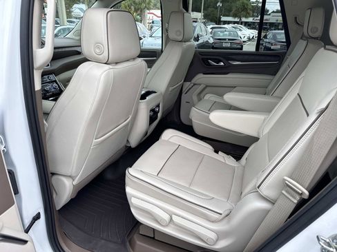 Used 2023 GMC Yukon Denali image 15