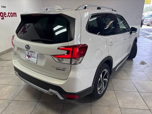 Used 2022 Subaru Forester Touring AWD/4WD image 12