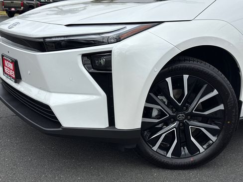 New 2026 Toyota bZ FWD image 3