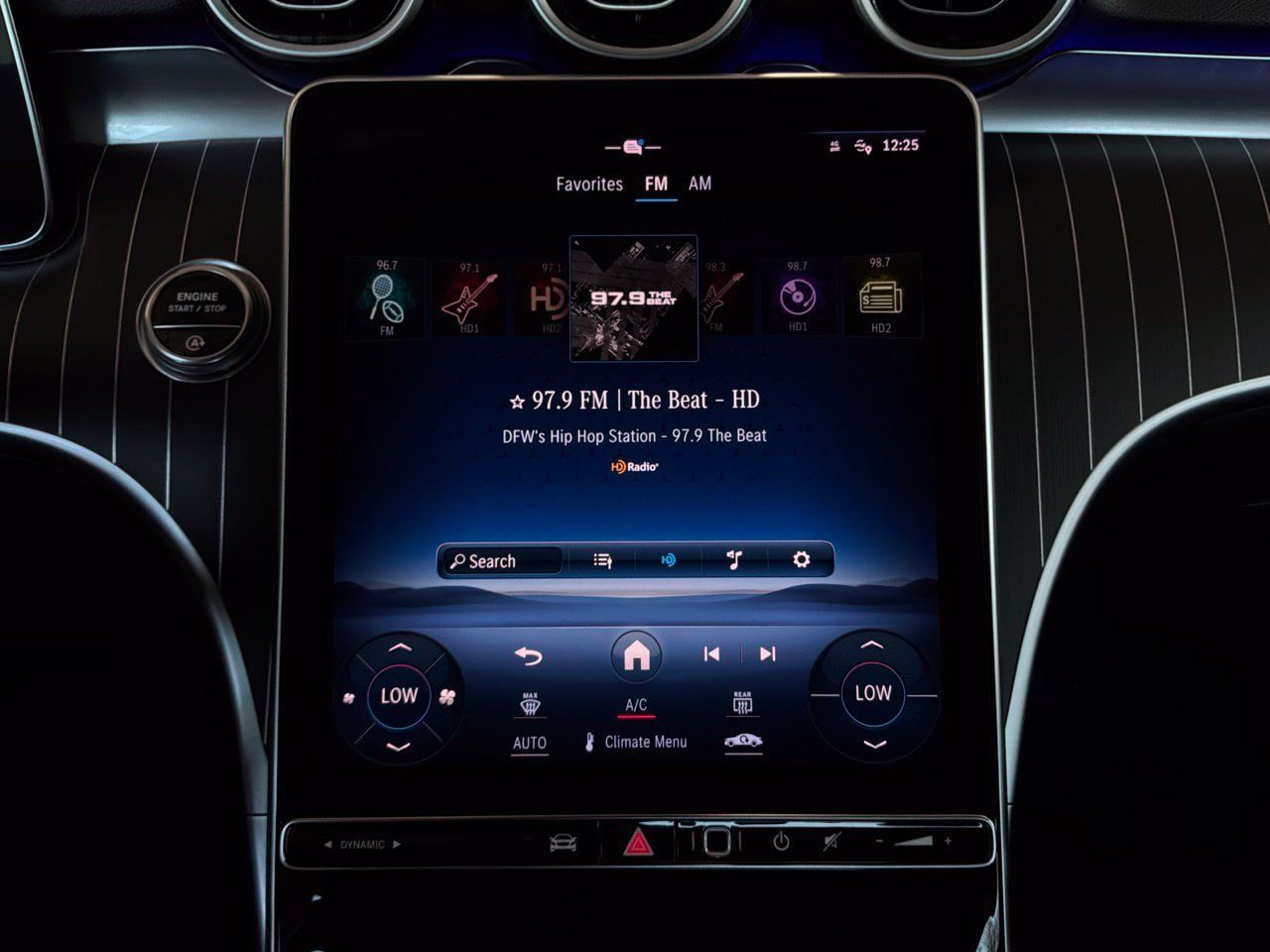 Used 2022 Mercedes-Benz C 300 Sedan image 41