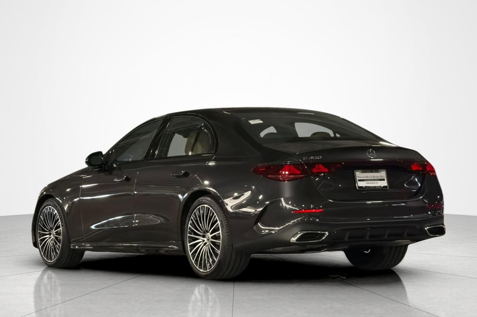 New 2027 Mercedes-Benz E 350 Sedan image 3