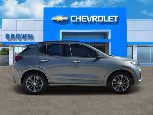 Used 2020 Buick Encore GX Select w/ Sport Touring Package image 2