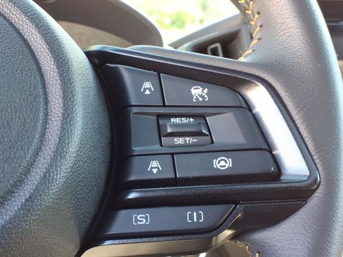 Used 2025 Subaru Crosstrek 2.5i Sport AWD/4WD image 24