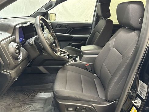 Used 2024 Chevrolet Colorado Trail Boss w/ Advanced Trailering Package image 10