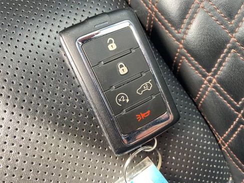 Used 2022 Jeep Grand Cherokee Summit AWD/4WD image 27