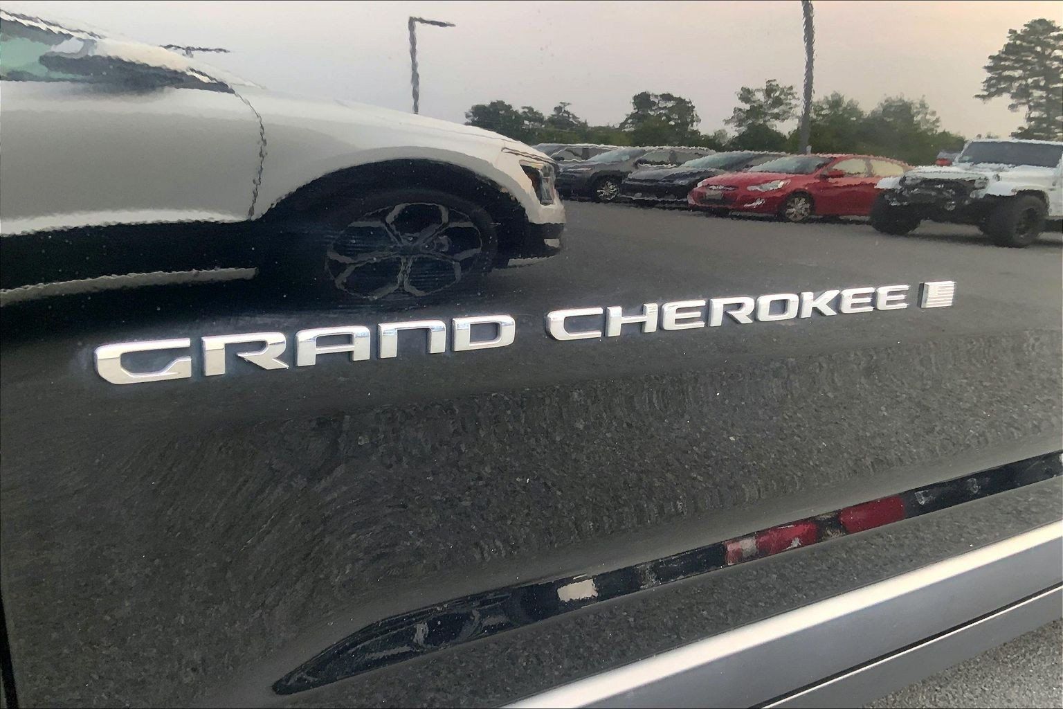 Used 2021 Jeep Grand Cherokee L Limited AWD/4WD image 16