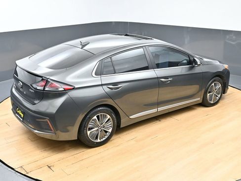 Used 2022 Hyundai Ioniq Limited FWD image 44