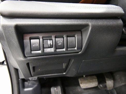 Used 2022 Subaru Outback Touring image 20