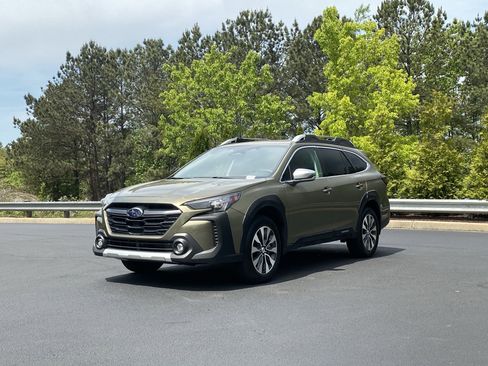 Used 2025 Subaru Outback Touring XT w/ Popular Package #2 AWD/4WD image 14