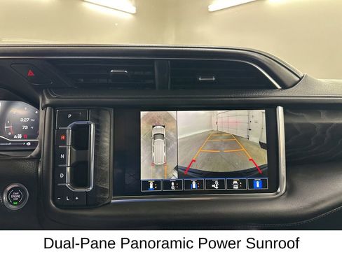 Used 2023 GMC Yukon XL Denali AWD/4WD image 44