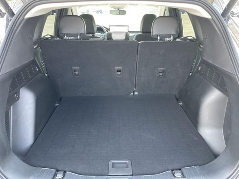 Certified 2023 Ford Escape Platinum w/ Premium Technology Package AWD/4WD image 15