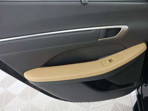 Certified 2025 Hyundai Sonata Limited image 27