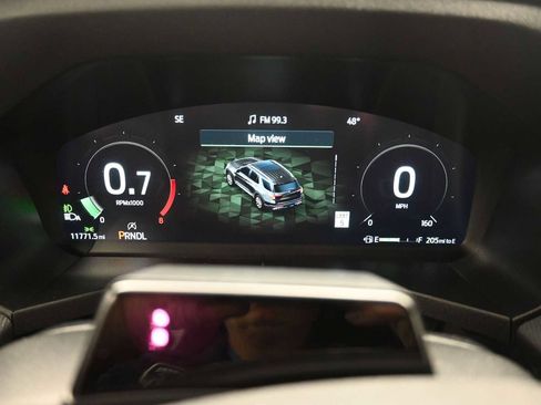 Used 2025 Ford Explorer ST-Line image 19