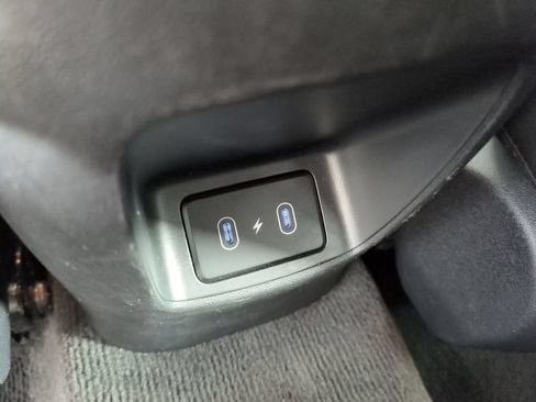 Used 2024 Hyundai Elantra Limited FWD image 15