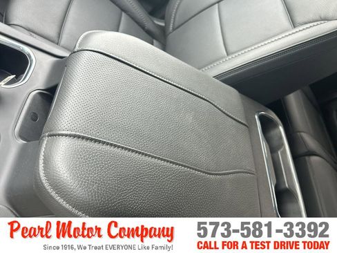 Used 2025 GMC Sierra 1500 Denali w/ Denali Reserve Package AWD/4WD image 22