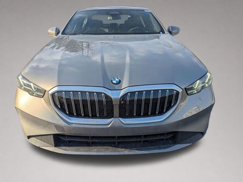 New 2026 BMW 530i xDrive w/ Premium Package AWD/4WD image 9