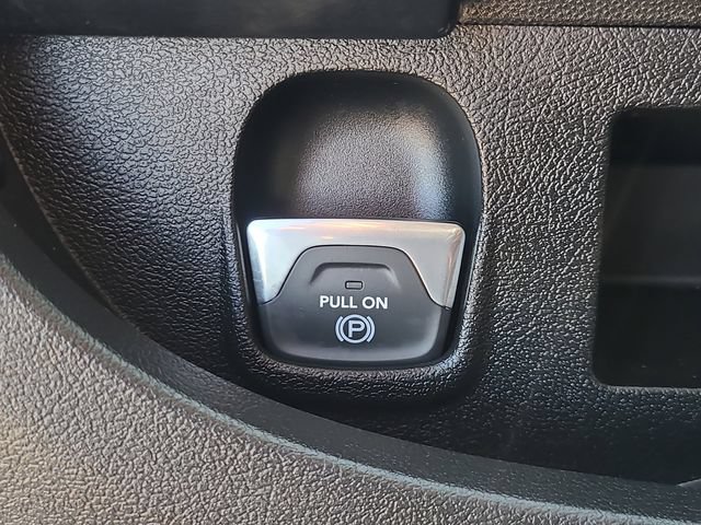 Used 2025 RAM ProMaster 2500 w/ Convenience Group FWD image 17