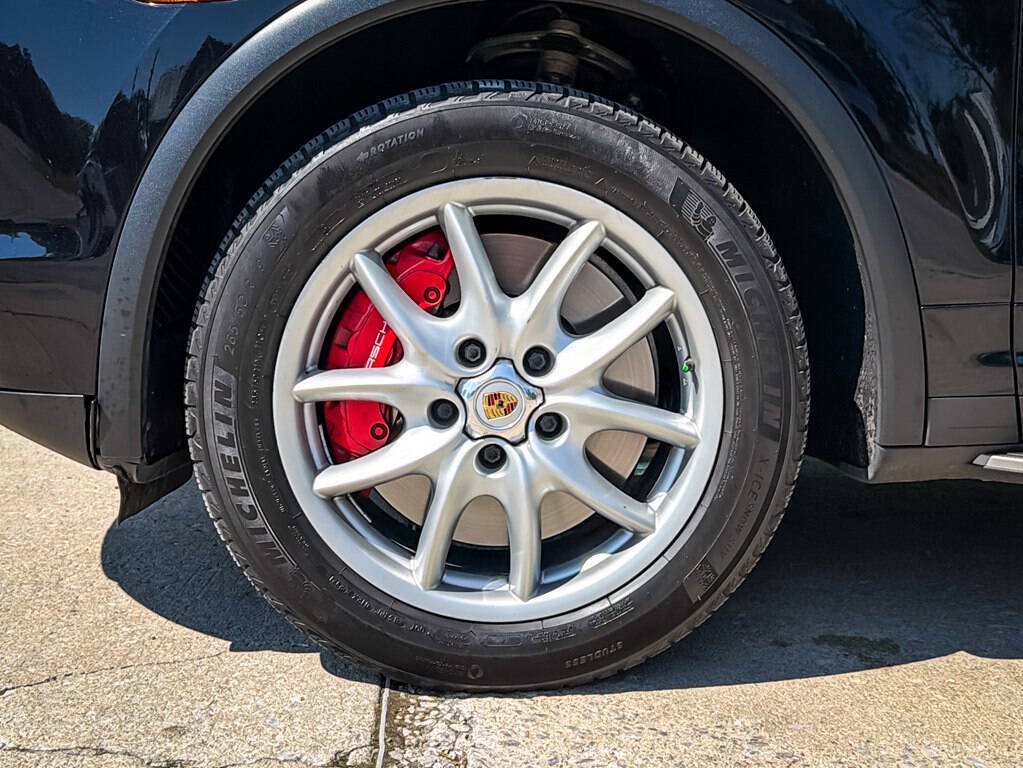 Used 2014 Porsche Cayenne AWD/4WD image 7