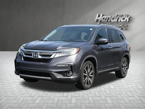 Used 2019 Honda Pilot Touring image 5