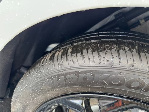 New 2025 Honda Accord SE image 9