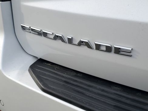 Certified 2024 Cadillac Escalade Premium Luxury w/ LPO, Floor Liner Package image 36