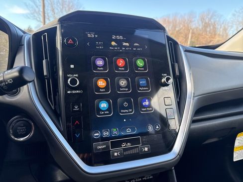 Used 2024 Subaru Crosstrek 2.0i Premium image 16