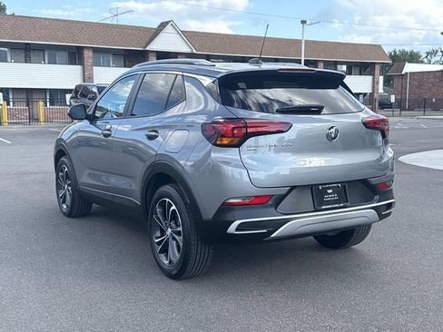 Used 2023 Buick Encore GX Select w/ Safety Package II AWD/4WD image 38