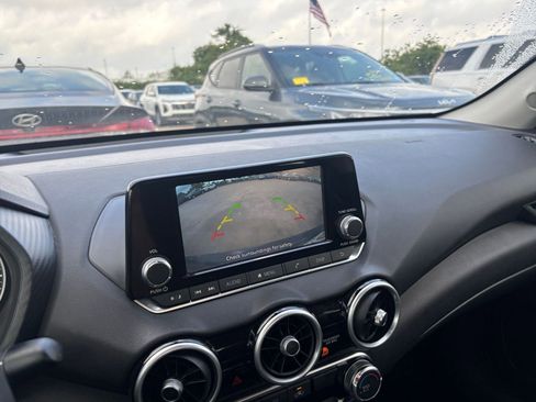 Used 2025 Nissan Sentra S image 22