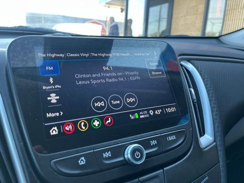 Used 2023 Chevrolet Malibu LT image 13