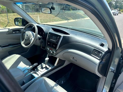 Used 2011 Subaru Forester 2.5X Limited image 18