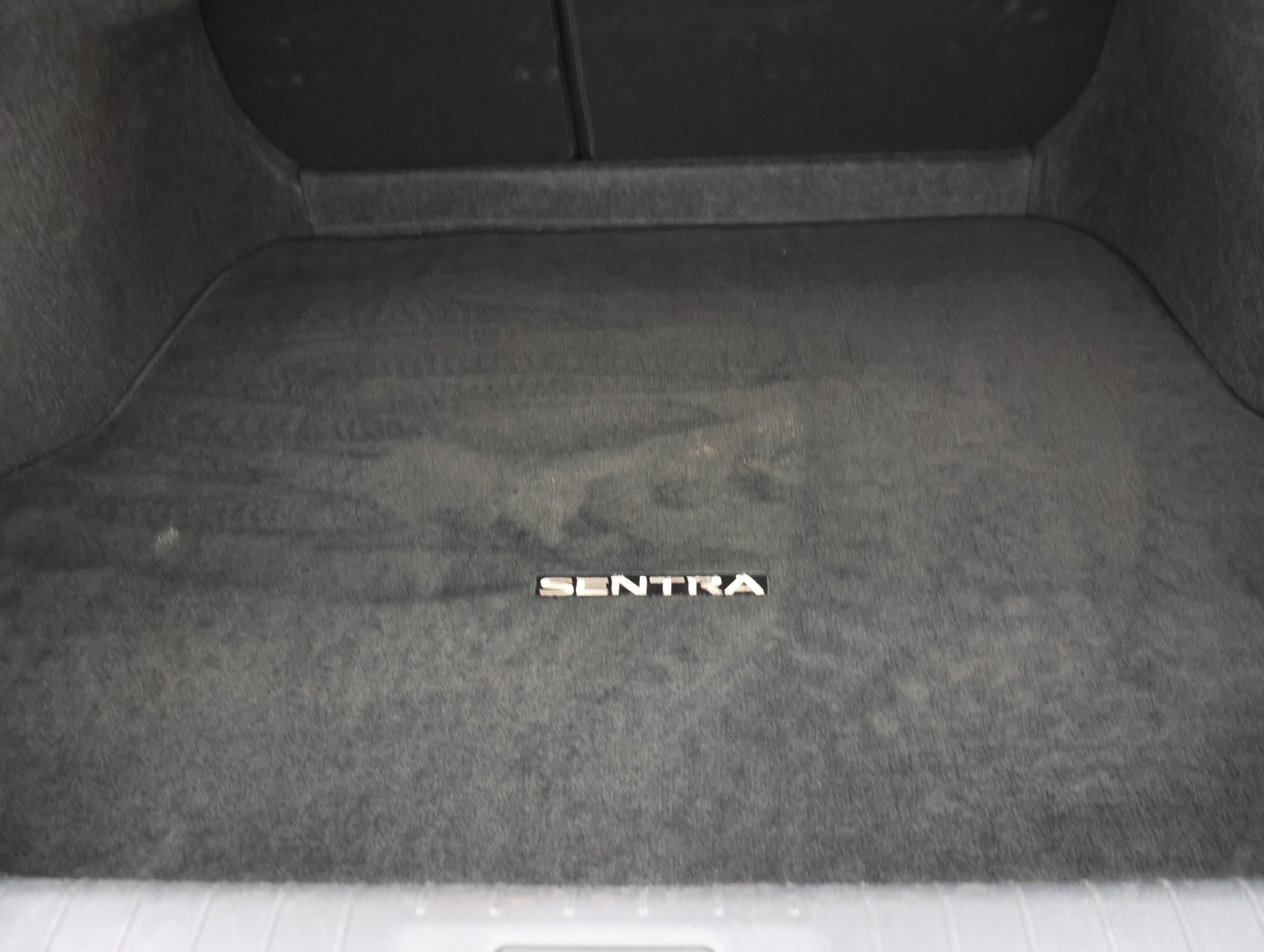 Used 2024 Nissan Sentra SV FWD image 27