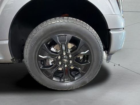 Used 2022 Ford F150 Lariat w/ Equipment Group 502A High image 29