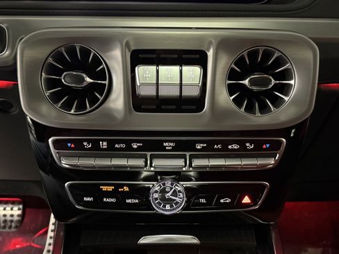 Used 2024 Mercedes-Benz G 550 image 30