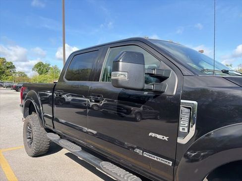 Used 2020 Ford F250 Lariat w/ Lariat Ultimate Package image 30